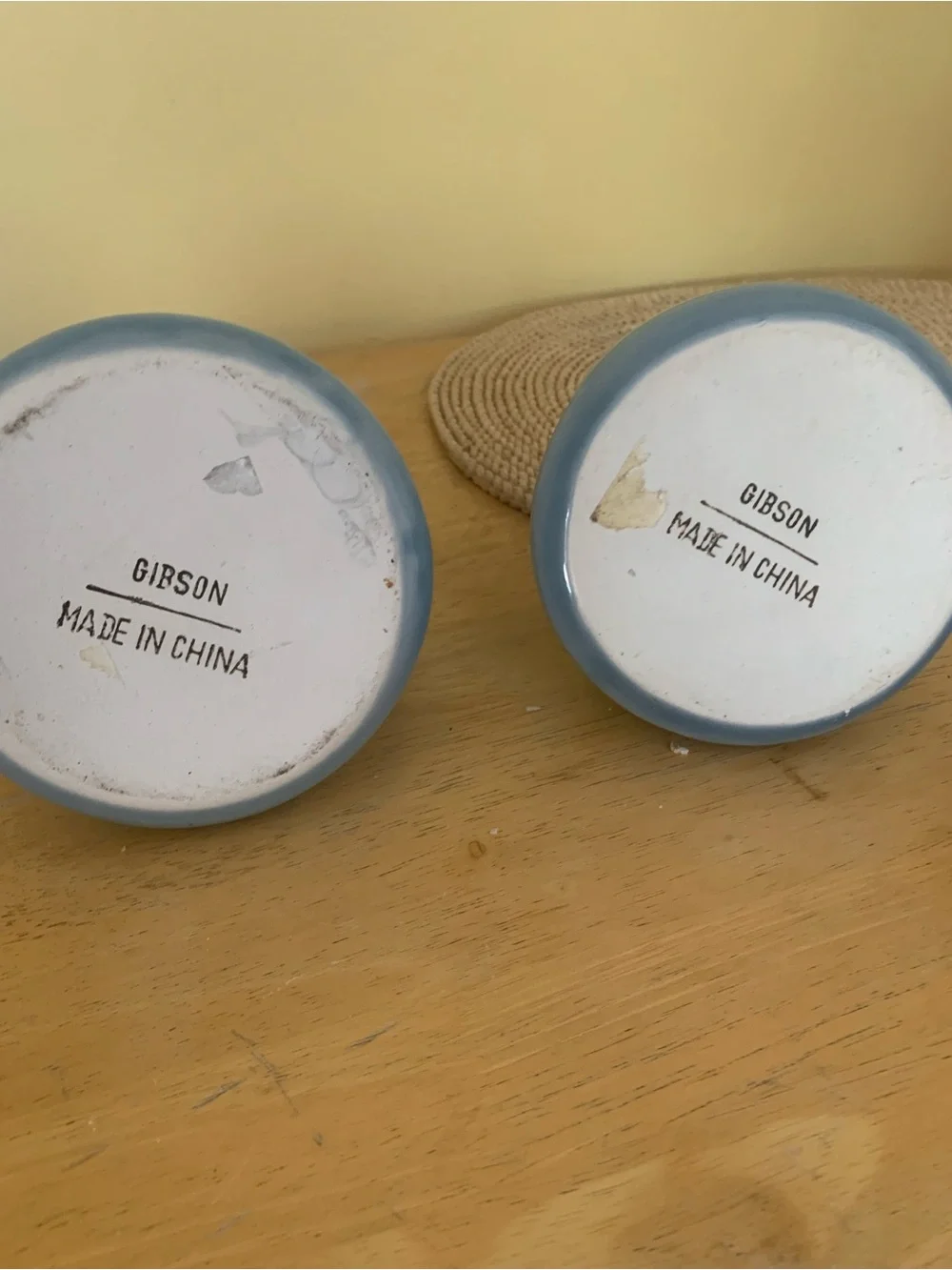 Vintage Blue and Brown Gibson no spill travel mugs
